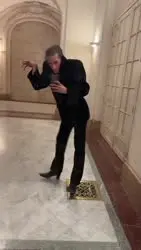 17761787108022601695.mp4