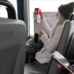 17764389322960942872.mp4